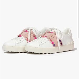 Valentino Garavani Women's White and Pink Sneakers size 37